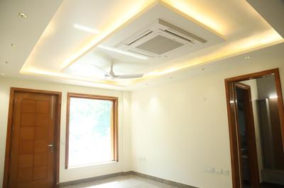 Hall Image of 6000 Sq.ft 6 BHK Builder Floor for sale in Unitech Residency Greens, Sector 46 Gurgaon for Rs. 110000000