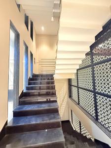 Balcony Image of 5000 Sq.ft 6 BHK Villa for sale in Gomti Nagar Lucknow for Rs. 50000000