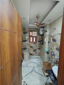 Bathroom Image of 1350 Sq.ft 3 BHK Builder Floor for sale in Ramesh Nagar New Delhi for Rs. 15500000