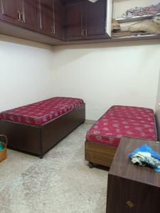 Bedroom Image of 1600 Sq.ft 3 BHK Apartment / Flat for rent in DDA Flats Sarita Vihar, Sarita Vihar New Delhi for Rs. 65000
