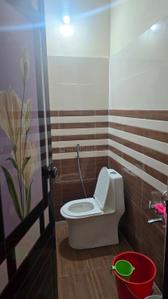 Bathroom Image of 1500 Sq.ft 4 BHK Independent House for sale in Peermade Idukki for Rs. 4100000