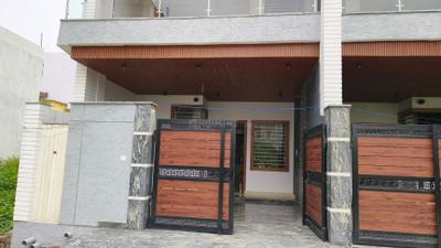 Main Entrance Image of 3000 Sq.ft 4 BHK Duplex for sale in Modipuram Meerut for Rs. 15555550
