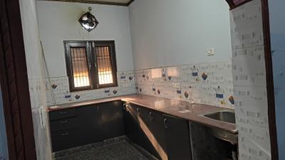 Kitchen Image of 800 Sq.ft 2 BHK Independent House for rent in Nagla Sadola Mathura for Rs. 15000