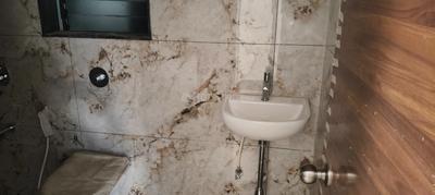 Image of 750 Sq.ft 2.5 BHK Apartment / Flat for sale in Divine Ultimus, Ghatkopar East, Mumbai for Rs. 19500000