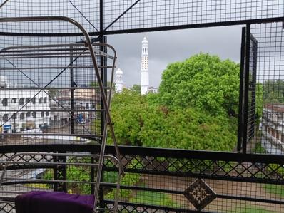 Balcony Image of 1000 Sq.ft 2 BHK Apartment / Flat for sale in Yahiyaganj Lucknow for Rs. 4200000