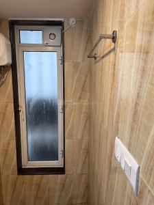 Bathroom Image of 550 Sq.ft 1 BHK Apartment / Flat for sale in Lodha Amara, Kolshet Thane for Rs. 7300000