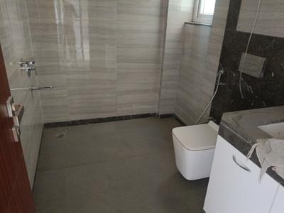 Bathroom Image of 2650 Sq.ft 4 BHK Apartment / Flat for sale in Adani Samsara, Sector 61 Gurgaon for Rs. 63500000