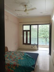 Bedroom Image of 3229 Sq.ft 3 BHK Builder Floor for rent in Sector 70 Noida for Rs. 40000