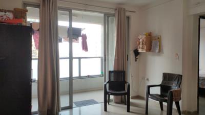 Living Room Image of 600 Sq.ft 1 BHK Apartment / Flat for sale in Amanora Future Towers, Hadapsar Pune for Rs. 8000000