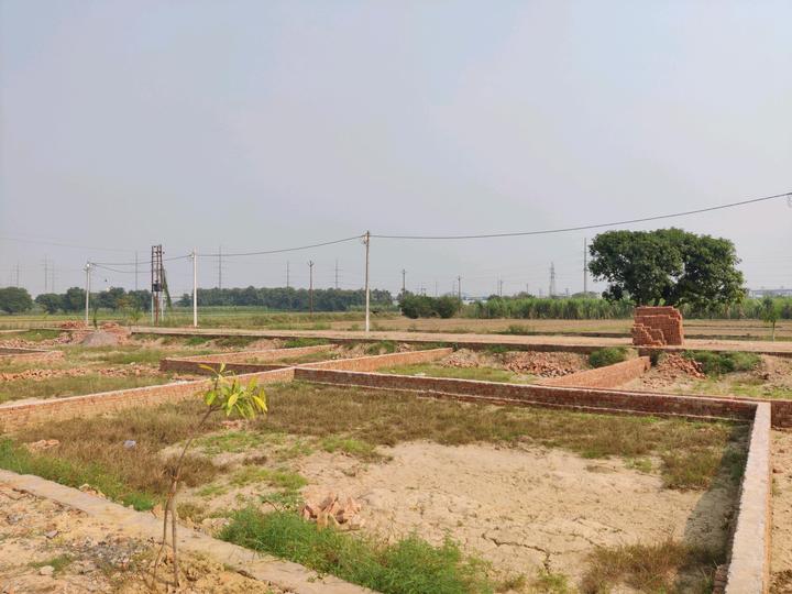 Vrindavan Garden Main Image 1