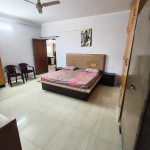 Bedroom Image of 1400 Sq.ft 2 BHK Builder Floor for rent in Sector 40 Gurgaon for Rs. 55000