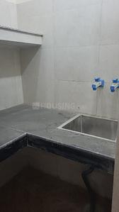 Kitchen Image of 200 Sq.ft 1 RK Studio for rent in Rangpuri New Delhi for Rs. 8000