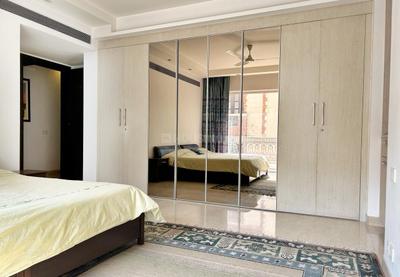 Bedroom Image of 7200 Sq.ft 4 BHK Builder Floor for rent in Panchsheel Park New Delhi for Rs. 500000
