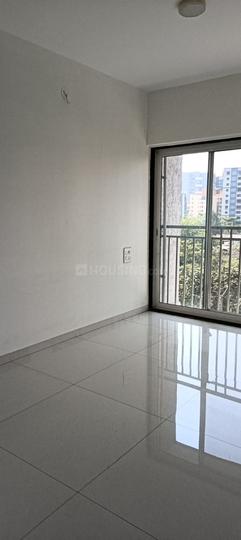 Geomatrix Silver Crest Main Image 1