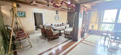Hall Image of 2300 Sq.ft 4 BHK Apartment / Flat for rent in Bathal apartment, Patparganj New Delhi for Rs. 60000
