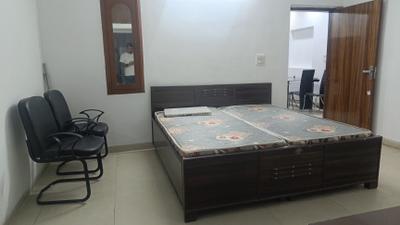 Bedroom Image of 2200 Sq.ft 4 BHK Apartment / Flat for rent in Vasant Kunj New Delhi for Rs. 110000