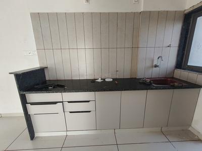 Kitchen Image of 900 Sq.ft 2 BHK Apartment / Flat for rent in Vemali Vadodara for Rs. 15000