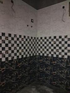 Common Bathroom Image of 1050 Sq.ft 2 BHK Apartment / Flat for sale in Sector 101 Noida for Rs. 4400000