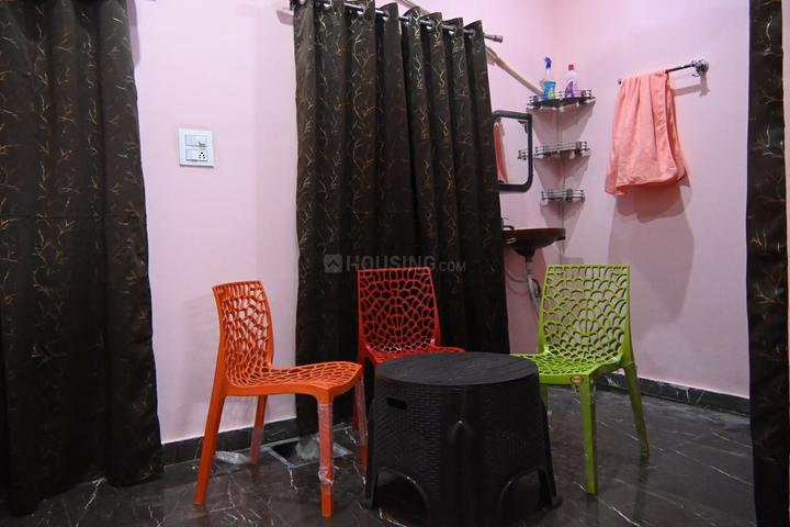 Manduwadih Bedroom 1