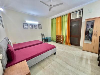 Bedroom Image of Muskan girls pg  in DLF Phase 2, Shahpur