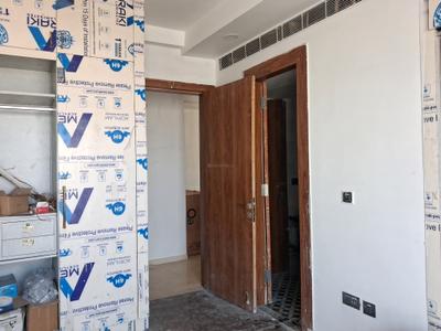 Bedroom Image of 2500 Sq.ft 3 BHK Apartment / Flat for sale in Mahagun Mezzaria, Sector 78 Noida for Rs. 43000000