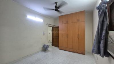 Bedroom Image of 1750 Sq.ft 3 BHK Apartment / Flat for rent in Vasant Kunj New Delhi for Rs. 85000