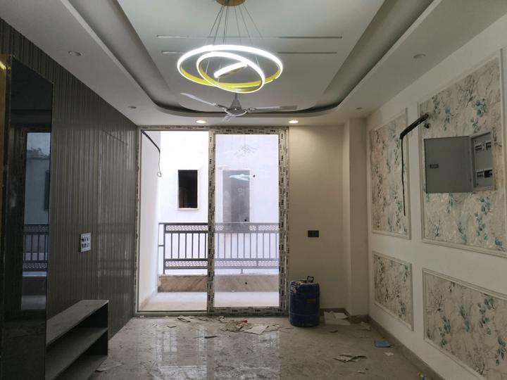 The Ultima 107 Main Image 1