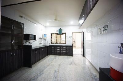 Kitchen Image of 2700 Sq.ft 4 BHK Independent House for sale in Vavol Gandhinagar for Rs. 27500000