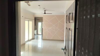 Living Room Image of 1425 Sq.ft 3 BHK Apartment / Flat for sale in Paramount Floraville, Sector 137 Noida for Rs. 16200000
