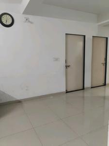 Living Room Image of 2540 Sq.ft 3 BHK Apartment / Flat for rent in Dharti Madhuvan 54, Shilaj Ahmedabad for Rs. 60000
