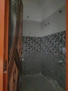 Common Bathroom Image of 750 Sq.ft 2 BHK Builder Floor for sale in DLF Ankur Vihar Ghaziabad for Rs. 2275098