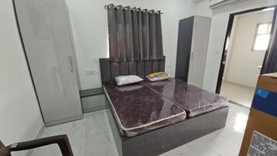 1 RK Independent Builder Floor