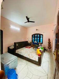 Bedroom Image of 1200 Sq.ft 4 BHK Villa for rent in Sahastradhara Road Dehradun for Rs. 65000