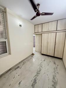 Bedroom Image of 900 Sq.ft 2 BHK Builder Floor for rent in Halasuru Bengaluru for Rs. 25000