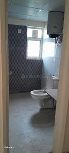 Bathroom Image of 650 Sq.ft 2 BHK Apartment / Flat for sale in Signature Global Andour Heights, Sector 71 Gurgaon for Rs. 9000000