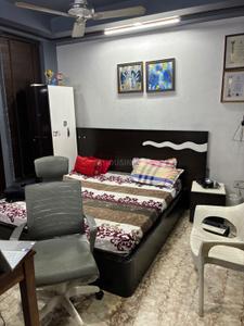 Bedroom Image of 2700 Sq.ft 4 BHK Builder Floor for sale in Naraina New Delhi for Rs. 45000000