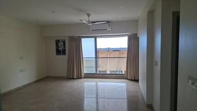 Living Room Image of 1450 Sq.ft 3 BHK Apartment / Flat for sale in Bandra West Mumbai for Rs. 72500000
