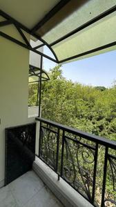 Balcony Image of 2200 Sq.ft 3 BHK Builder Floor for sale in Green Park Extension New Delhi for Rs. 74500000