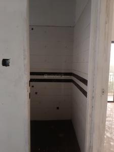 Bathroom Image of 700 Sq.ft 2 BHK Apartment / Flat for sale in Manjalpur Vadodara for Rs. 3000000