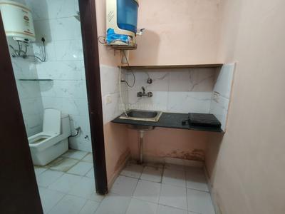 Kitchen Image of 450 Sq.ft 1 RK Builder Floor for rent in Swaraj Homes RWA A Block Malviya Nagar, Malviya Nagar New Delhi for Rs. 24000