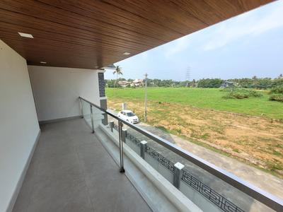 Balcony Image of 2200 Sq.ft 4 BHK Independent House for sale in Pallikkara Kochi for Rs. 11500000