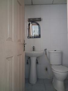 Bedroom One Image of 1150 Sq.ft 2.5 BHK Apartment / Flat for sale in Supertech Cape Town, Sector 74 Noida for Rs. 11700000