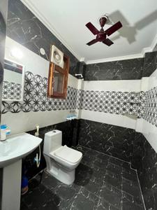 Image of 2152 Sq.ft 3 BHK Builder Floor for rent in Sector 100, Noida for Rs. 50000