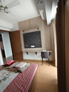 Bedroom Image of 1545 Sq.ft 3 BHK Apartment / Flat for sale in Godrej Woods Phase II, Sector 43 Noida for Rs. 34000000