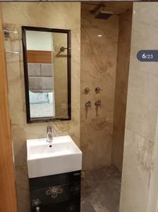Bathroom Image of 2200 Sq.ft 4.5 BHK Apartment / Flat for rent in CGHS Jawahar Apartments, Sector 5 Dwarka New Delhi for Rs. 70000