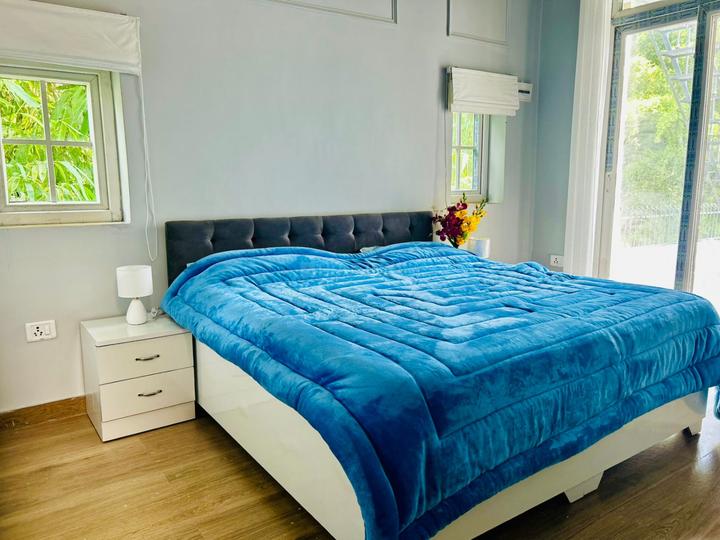 Garhi Cantt Bedroom 1