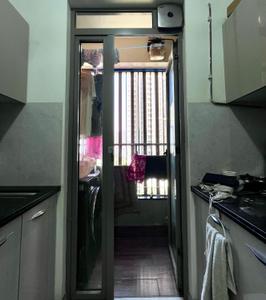 Kitchen Image of 650 Sq.ft 1.5 BHK Apartment / Flat for sale in Kalpataru Paramount, Thane West Thane for Rs. 12700000