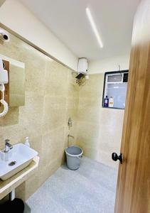 Bathroom Image of 1625 Sq.ft 3 BHK Apartment / Flat for rent in Oxford Navrang Crystal, Goregaon West Mumbai for Rs. 140000
