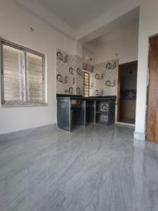 Hall Image of 300 Sq.ft 1 RK Apartment / Flat for rent in Keshtopur Kolkata for Rs. 6500