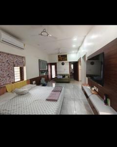 Bedroom Image of 2000 Sq.ft 3 BHK Apartment / Flat for rent in Paldi Ahmedabad for Rs. 48000